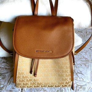 MICHAEL KORS BACKPACK AUTHENTIC